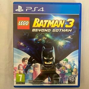Batman 3 Beyond Gotham - ps4 game - barely used